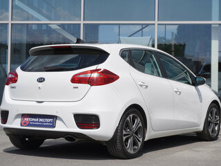 2018 Kia Ceed II Рестайлинг, белый, 1600000 рублей, вид 5