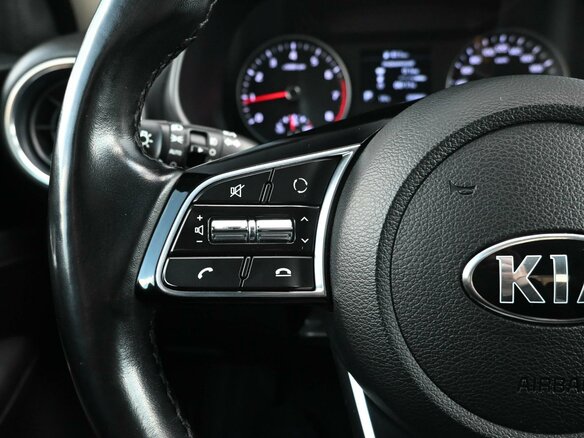 2019 Kia Cerato IV, красный, 1684000 рублей - вид 12