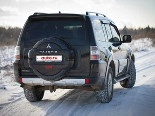 2014 Mitsubishi Pajero IV Рестайлинг 1, чёрный, 1850000 рублей, вид 3