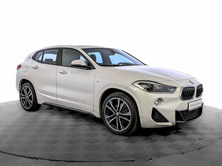2019 BMW X2 sDrive18i I (F39), белый, 2395000 рублей, вид 3