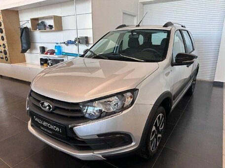 2026 Lada (ВАЗ) Granta Cross I Рестайлинг, серебристый, 1216000 рублей, вид 1