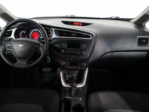 2017 Kia Ceed II Рестайлинг, серый, 1149000 рублей - вид 6