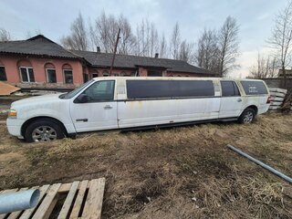 2007 Ford Expedition III, белый, 300000 рублей, вид 4