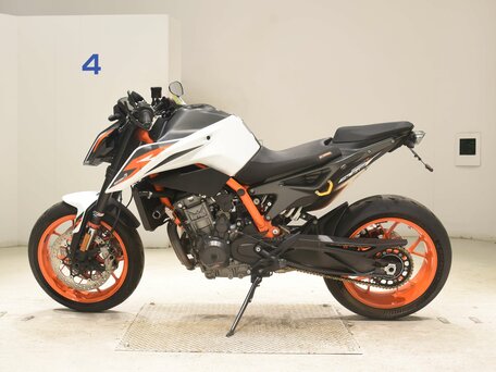 2020 KTM 890 Duke R, белый, 750000 рублей, вид 5