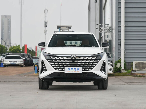 2026 Changan UNI-Z, белый, 2090000 рублей - вид 1