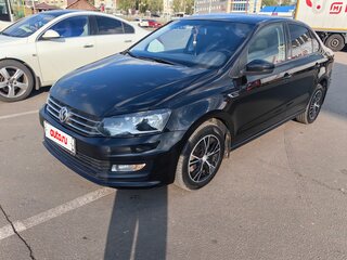 2017 Volkswagen Polo V Рестайлинг, чёрный, 1199000 рублей, вид 1