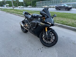 2018 Yamaha YZF-R1, чёрный, 1325000 рублей, вид 3
