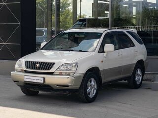 Toyota Harrier I (XU10)