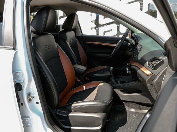 2023 Lada (ВАЗ) Vesta Cross I Рестайлинг (NG), белый - вид 7