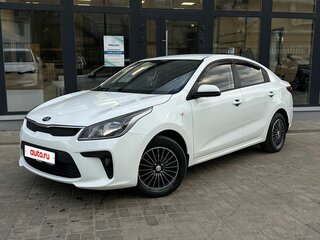 2018 Kia Rio IV, белый, 1300000 рублей, вид 1