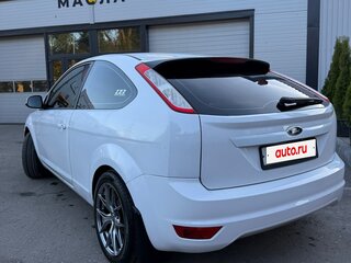 2009 Ford Focus II Рестайлинг, белый, 750000 рублей, вид 4