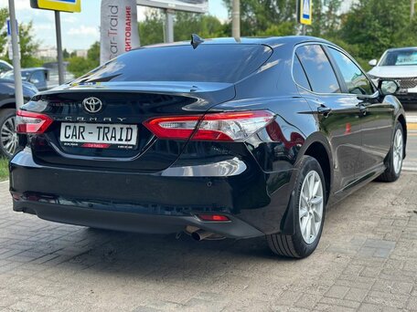 2021 Toyota Camry VIII (XV70) Рестайлинг, чёрный, 2463000 рублей, вид 5