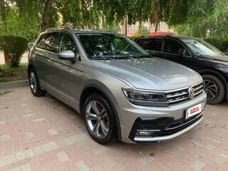 2019 Volkswagen Tiguan II, серебристый, 3250000 рублей, вид 1