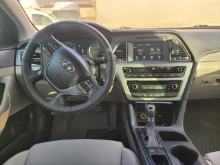 2016 Hyundai Sonata VII (LF), серый, 1000000 рублей, вид 4