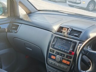 2002 Toyota Ipsum II (M20), серый, 810000 рублей, вид 5