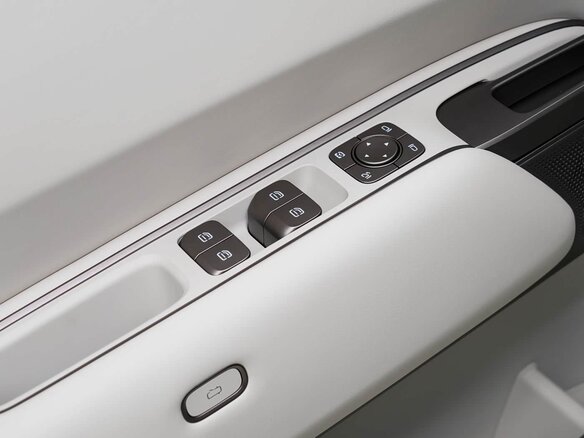 2026 Li Auto (Lixiang) L8 II, серебристый, 10800000 рублей - вид 12