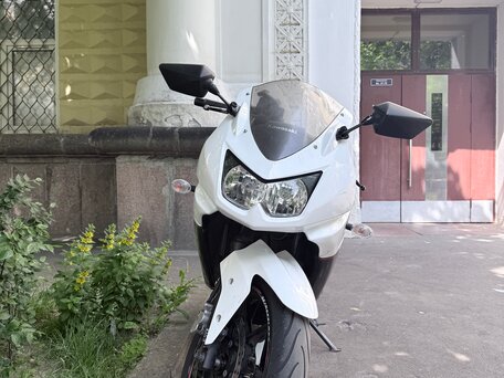 2011 Kawasaki Ninja 250R, белый, 250000 рублей, вид 2