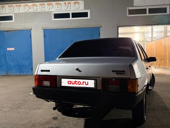 2002 Lada (ВАЗ) 21099, серебристый, 160000 рублей - вид 9