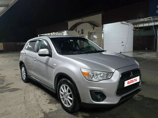2013 Mitsubishi ASX I Рестайлинг, серебристый, 980000 рублей, вид 3