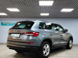 2019 Skoda Kodiaq I, серый, 2420000 рублей, вид 5