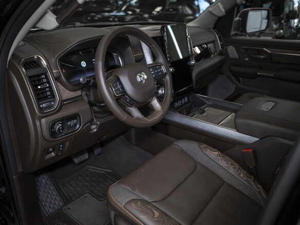 2026 Ram 1500 Crew Cab eTorque V Рестайлинг, чёрный, 12019113 рублей - вид 7
