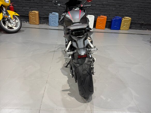 2019 Honda CBR 650R, чёрный, 785000 рублей - вид 6