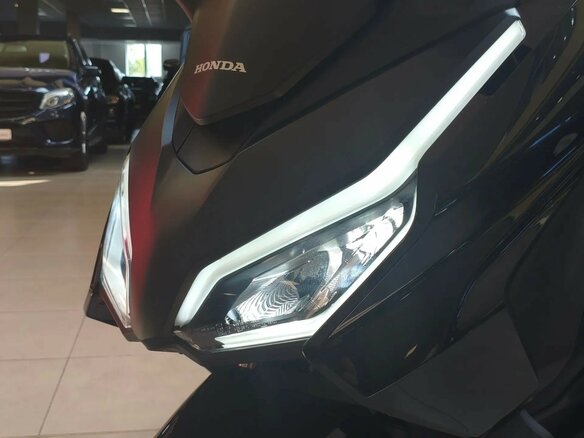 2026 Honda Forza, чёрный, 945000 рублей
