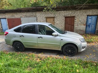 2014 Lada (ВАЗ) Granta I, серебристый, 379000 рублей, вид 2
