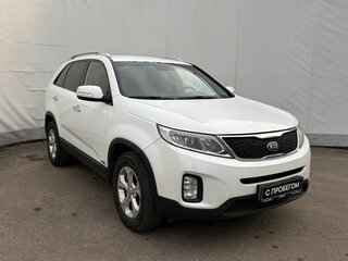 2013 Kia Sorento II Рестайлинг, белый, 1430000 рублей, вид 3