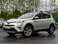 2017 Toyota RAV4 IV (XA40) Рестайлинг, белый, 1799000 рублей