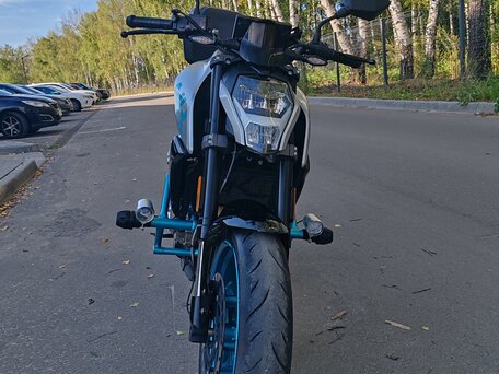 2020 CFMoto 250NK, серебристый, 280000 рублей, вид 4