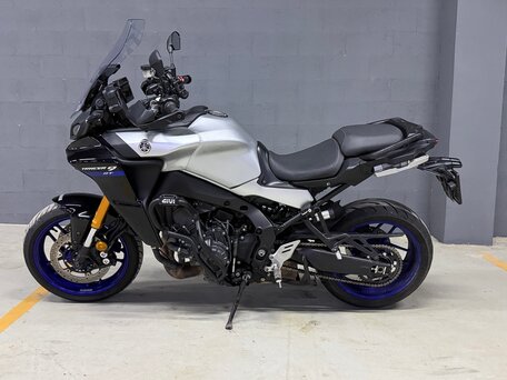 2022 Yamaha Tracer 9, чёрный, 1299000 рублей, вид 4