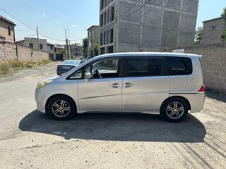 2006 Honda Stepwgn Spada III, серебристый, 1000000 рублей, вид 4