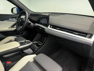 2025 BMW X2 xDrive25i II (U10), синий, 6930000 рублей, вид 4