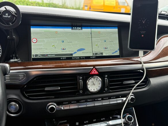 2017 Genesis G90 I, чёрный, 2800000 рублей - вид 16