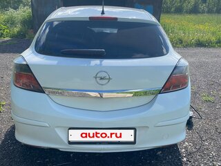 2009 Opel Astra GTC H Рестайлинг, белый, 600000 рублей, вид 3