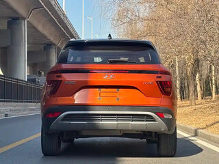 2020 Hyundai ix25 II, оранжевый, 1000000 рублей, вид 5