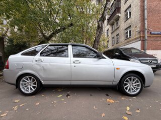 2014 Lada (ВАЗ) Priora I Рестайлинг, серебристый, 700000 рублей, вид 3