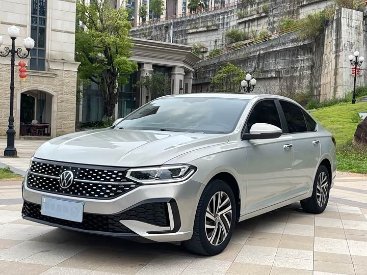 Открыть фотографии: Volkswagen Lavida III Рестайлинг