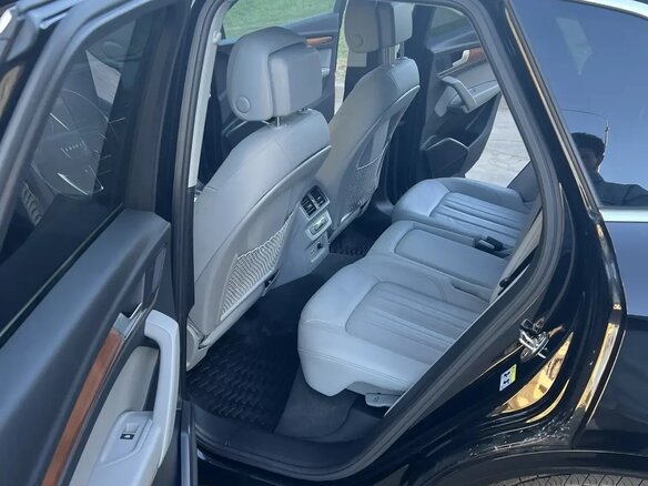 2022 Audi Q5 45 TFSI II (FY) Рестайлинг, чёрный, 3800000 рублей - вид 12