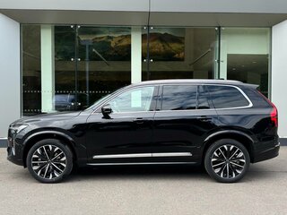 2025 Volvo XC90 B5 II Рестайлинг 2, чёрный, 10900000 рублей, вид 2