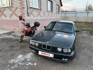1988 BMW 5 серии 520i III (E34), зелёный, 350000 рублей, вид 3