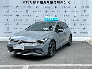 2022 Volkswagen Golf VIII, серый, 1585000 рублей, вид 1