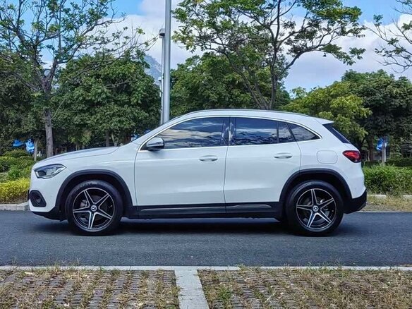 2022 Mercedes-Benz GLA 180 II (H247), белый, 2290007 рублей - вид 6