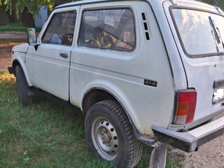 2000 Lada (ВАЗ) 2121 (4x4) I Рестайлинг, белый, 150000 рублей, вид 3