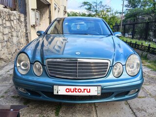 2002 Mercedes-Benz E-Класс 220 III (W211, S211), зелёный, 750000 рублей, вид 2