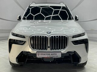 2025 BMW X7 40d I (G07) Рестайлинг, белый, 14700000 рублей, вид 2