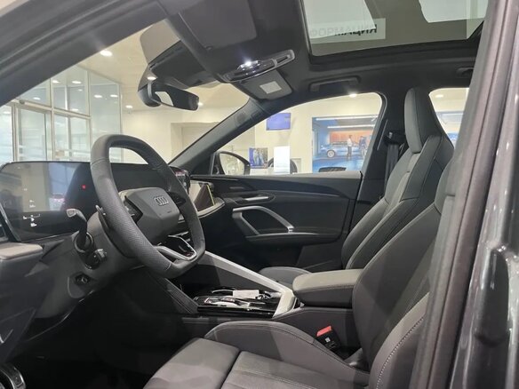 2026 Audi Q5 40 TDI III (GU), серый, 8200000 рублей - вид 10