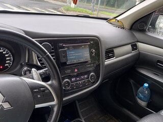 2013 Mitsubishi Outlander III, белый, 1350000 рублей, вид 3