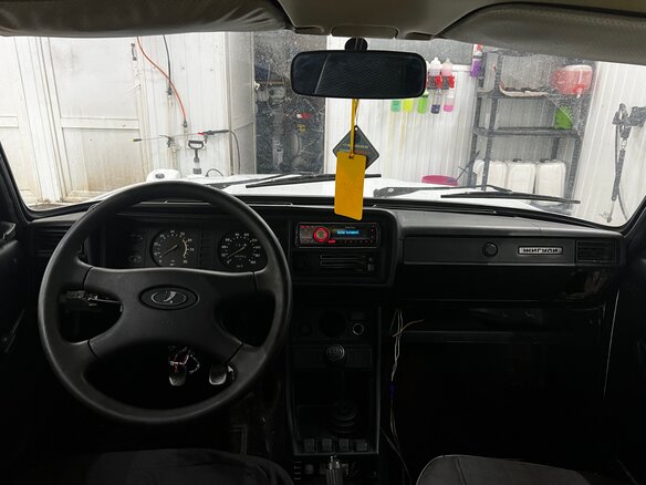 2003 Lada (ВАЗ) 2107, белый, 65000 рублей - вид 8